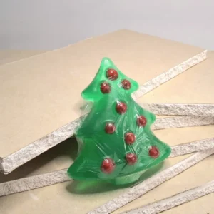 Σαπούνι σε σχέδιο χριστουγεννιάτικο δέντρο